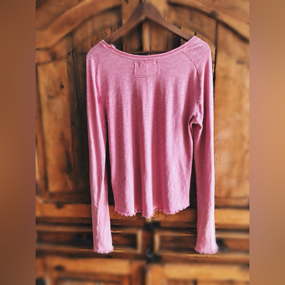 We The Free Long Sleeve Baby Tee | XL NWT Matte Bubble Gum Pink - Picture 5 of 9